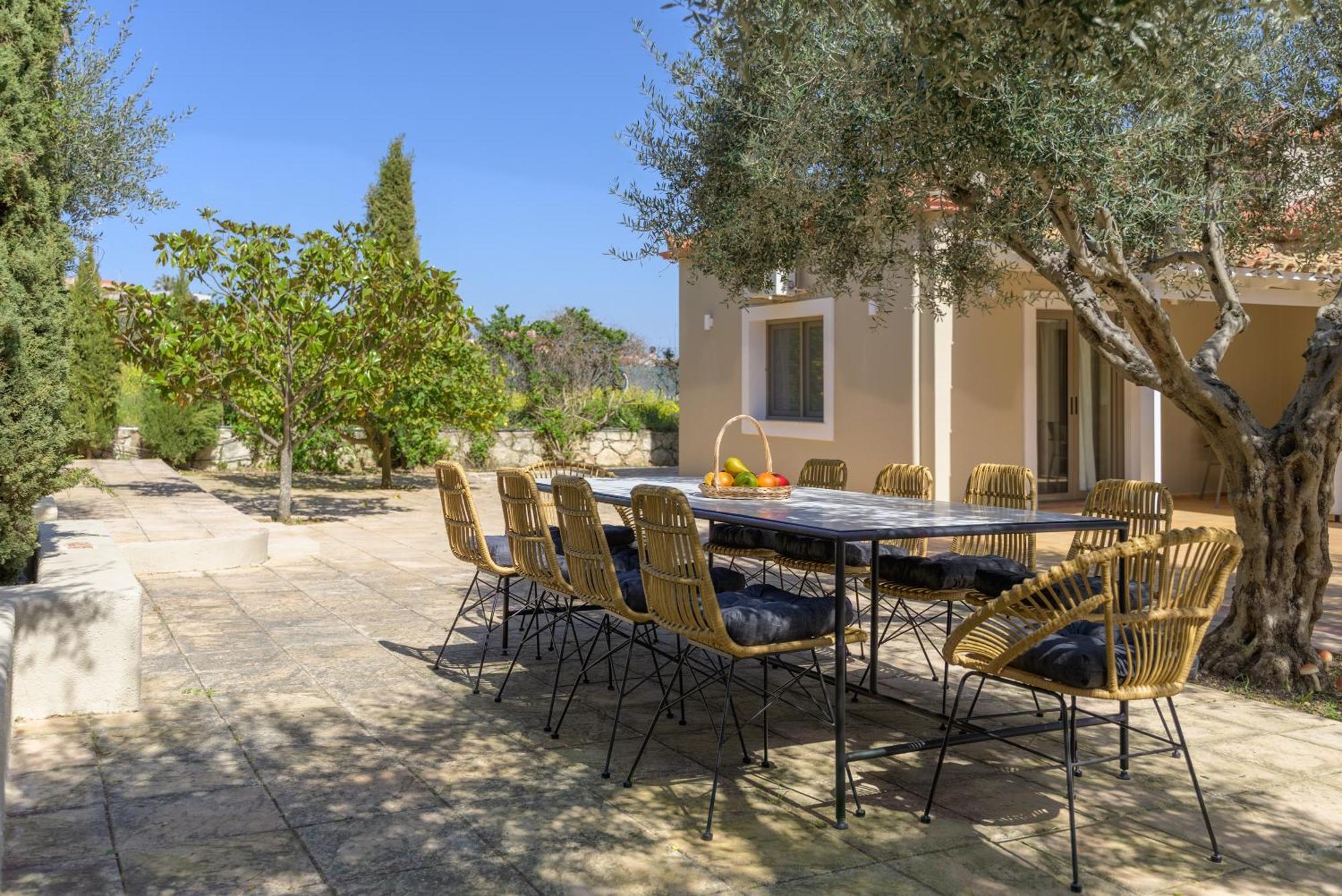 The Olive Grove Cottage With Private Swimming Pool Archanes Exterior photo